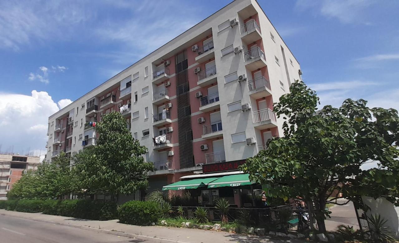 Apartment Luka Podgorica Eksteriør billede